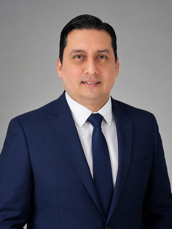 C.P. Ricardo Zetina Góngora